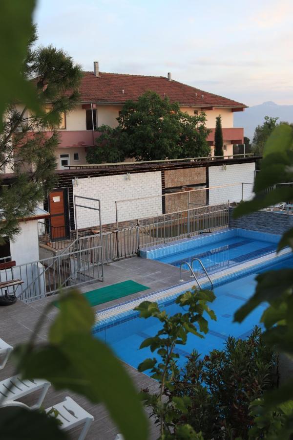 Guenes Apart Otel Pamukkale Exterior photo