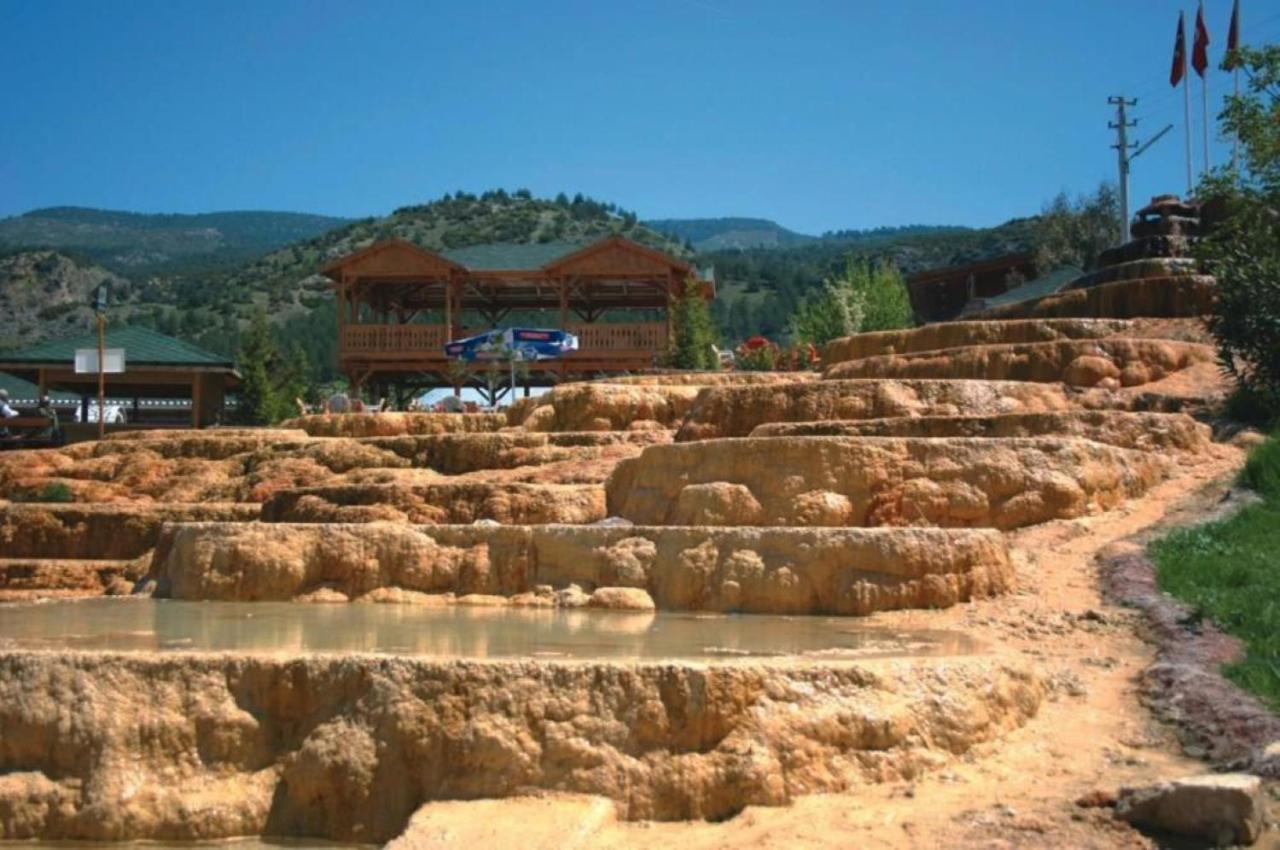 Guenes Apart Otel Pamukkale Exterior photo